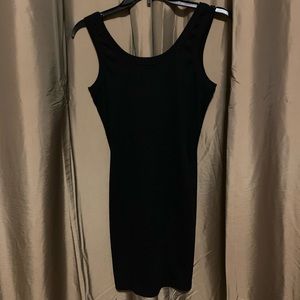Black polyester dress